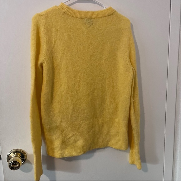 H&M Women’s Yellow Sweater Acrylic Alpaca Wool Crewneck Pullover Medium - Picture 9 of 12